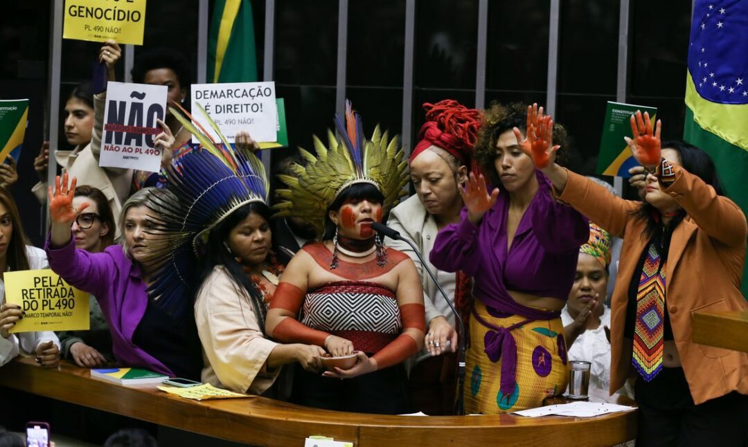 Brasil Sem Medo Deputadas Do Pt E Psol Alegam Misoginia Da C Mara